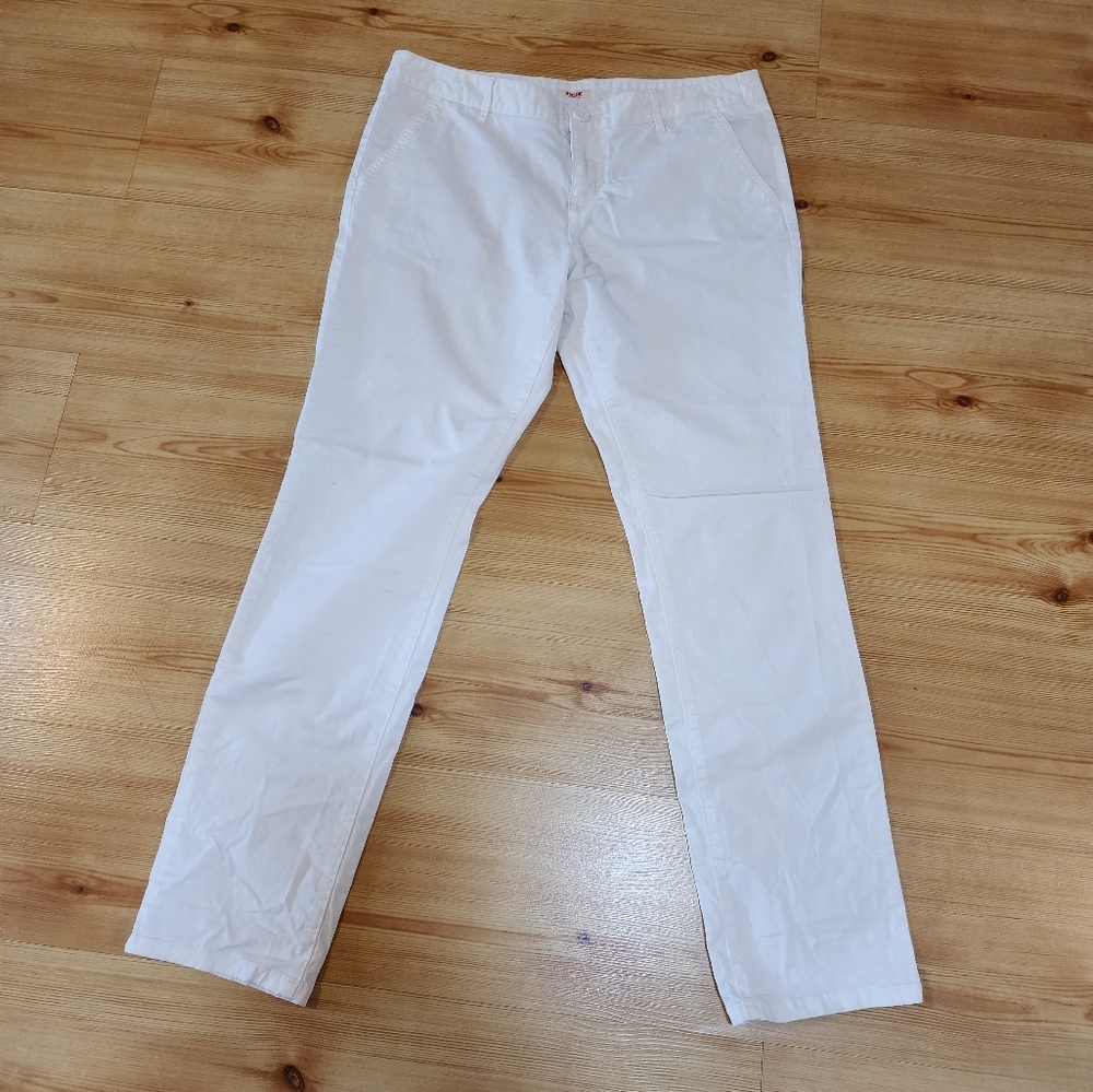 Mossimo Supply Co. Women's White Jeans - Picture 1 of 9